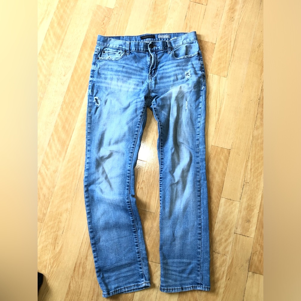 Aeropostale Slim Straight Jeans Light blue ripped Women size 31/32